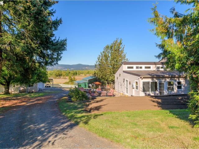 House for sale in Oregonia