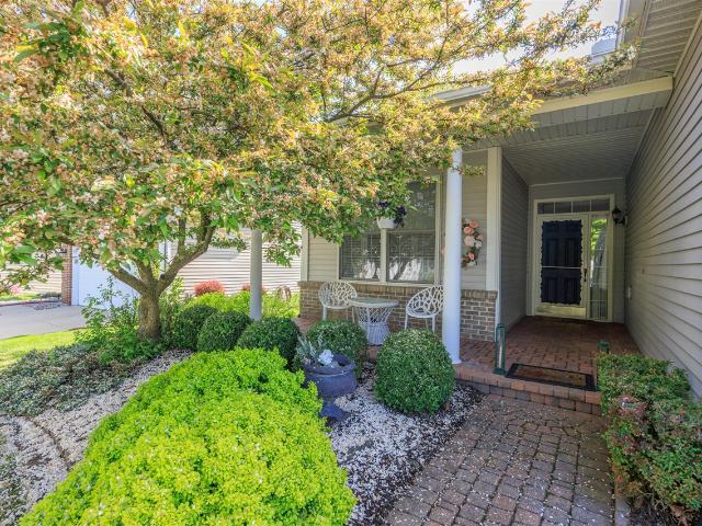 Condo for sale in Auburn Hills