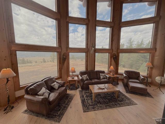 House for sale in New Meadows, Idaho