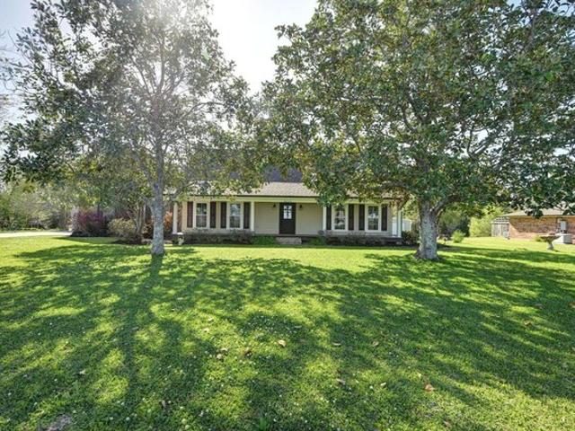 House for sale in Napoleonville, Louisiana