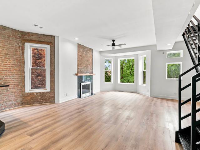 Property for rent in Chicago Park, Illinois