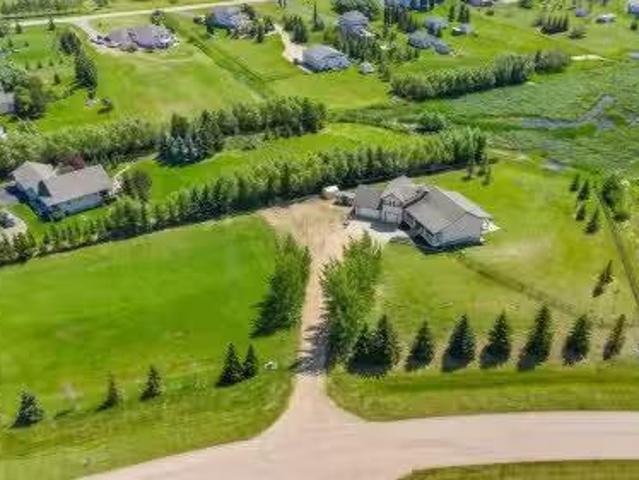 House for sale in Alberta