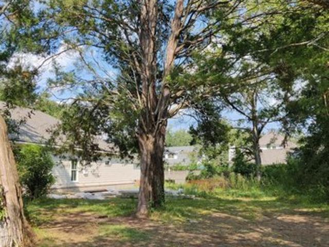 Land for sale in Fairhope, Alabama