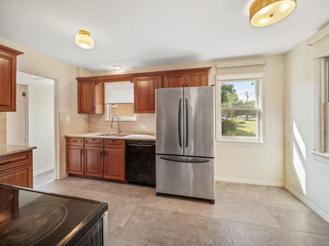 Property for rent in Glen Ellyn, Illinois