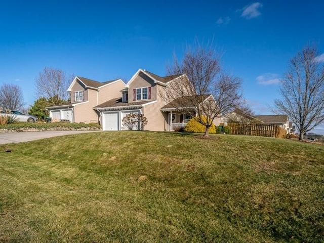 Townhouse for sale in Virginia