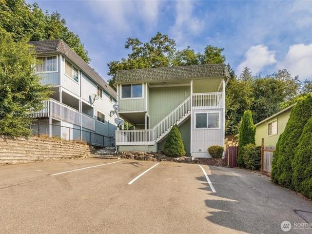 House for sale in Renton, Washington
