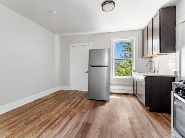 Condo for rent in Perth Amboy, New Jersey