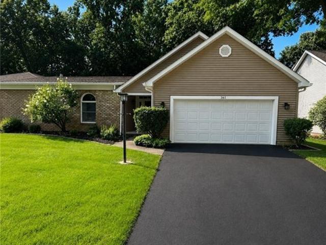 Condo for sale in Canfield, Ohio