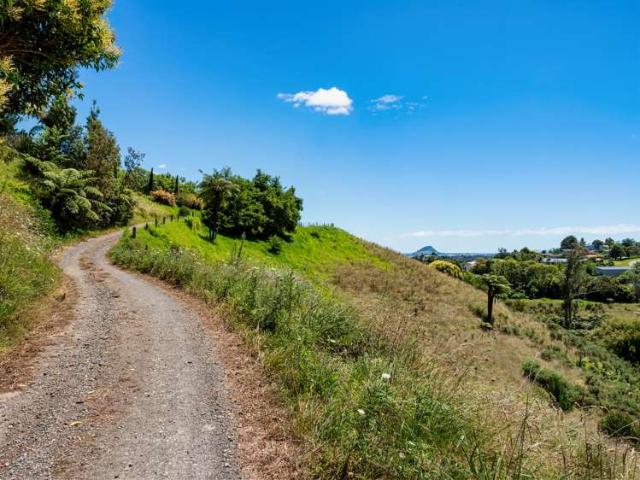 Property for sale in Omokoroa, Bay Of Plenty