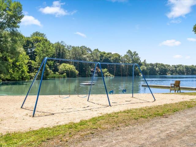 House for sale in Putnam Valley, New York
