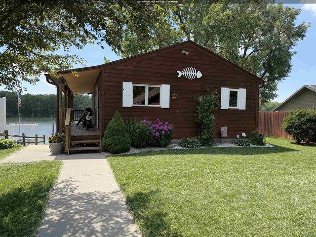 House for sale in North Sioux City, South Dakota