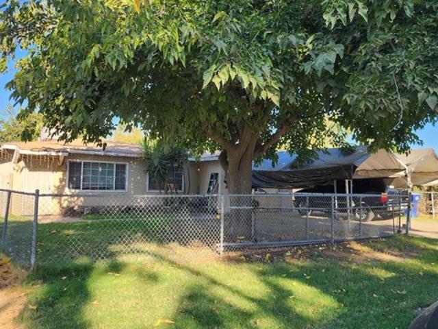 House for sale in Tulare, California