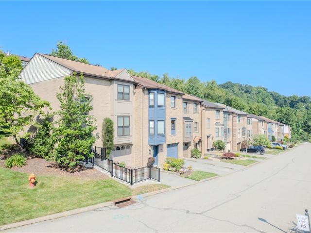 Condo for sale in Murrysville, Pennsylvania