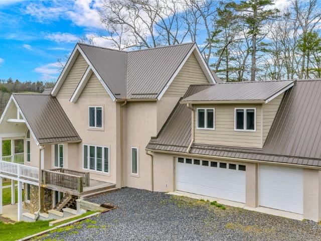 House for sale in West Jefferson, North Carolina