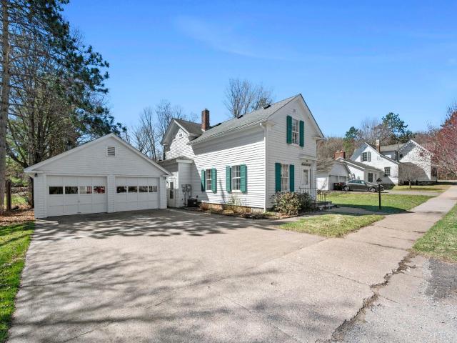 House for sale in Taylors Falls, Minnesota