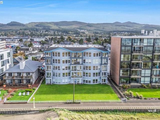 Condo for sale in Oregonia