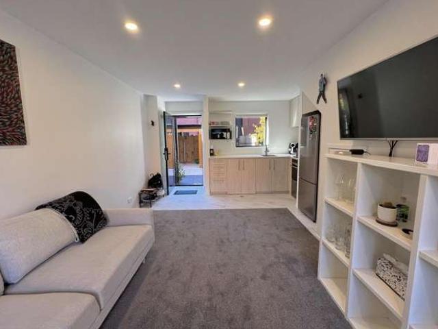 Townhouse for rent in Avondale, Oroua County
