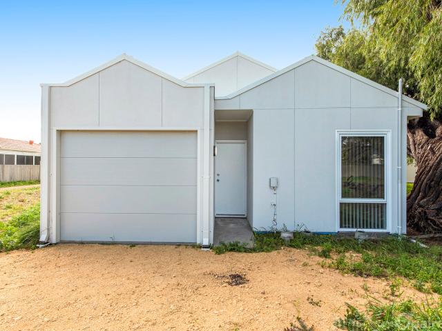 Apartment for rent in Parklands, Western Australia