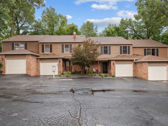 Townhouse for sale in Rock Island, Illinois