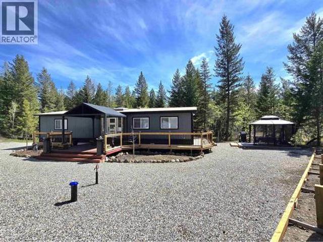 House for sale in 108 Mile Ranch, British Columbia