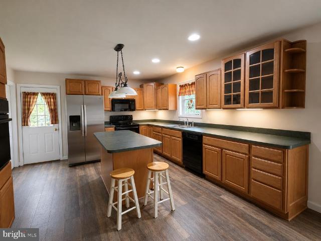 House for sale in Clubhouse Estates, Edgewater