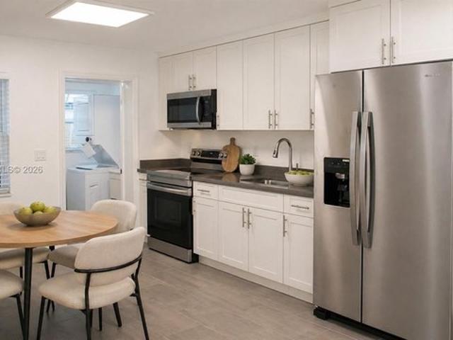 House for sale in Oakland Park, Florida