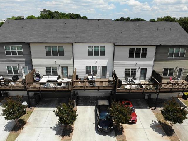 Townhouse for sale in College Park, Georgia