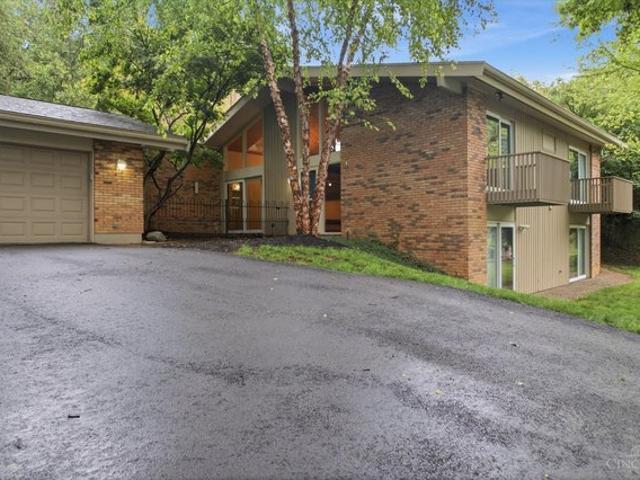 House for sale in Blue Ash, Ohio