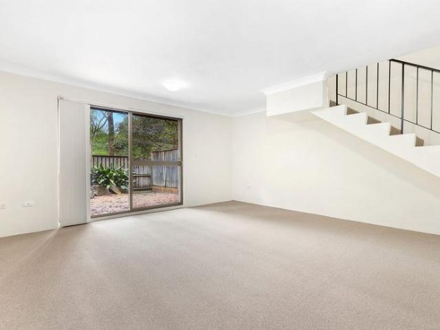 Townhouse for rent in Sydney, New South Wales