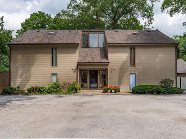 Condo for sale in Rock Island, Illinois