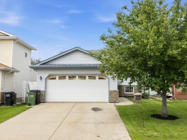 House for sale in Wedgewood, Alberta