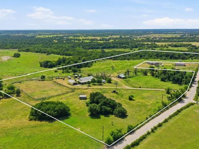 Farm for sale in Stephenville, Texas