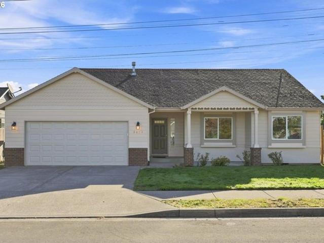 House for sale in Fairview, Multnomah County