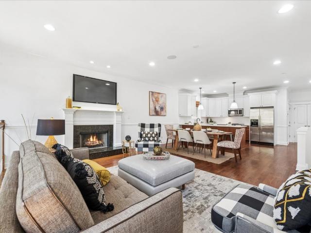 Condo for sale in Chicago Park, Illinois