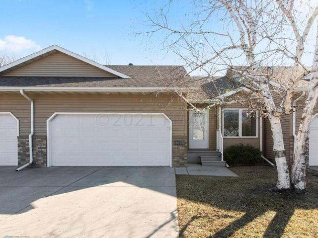 Townhouse for sale in Moorhead, Clay County