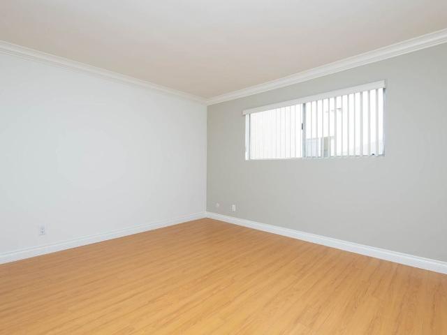 Apartment for rent in Canoga Park, California