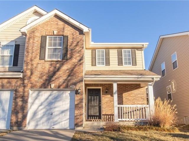 Townhouse for sale in Kansas City, Missouri