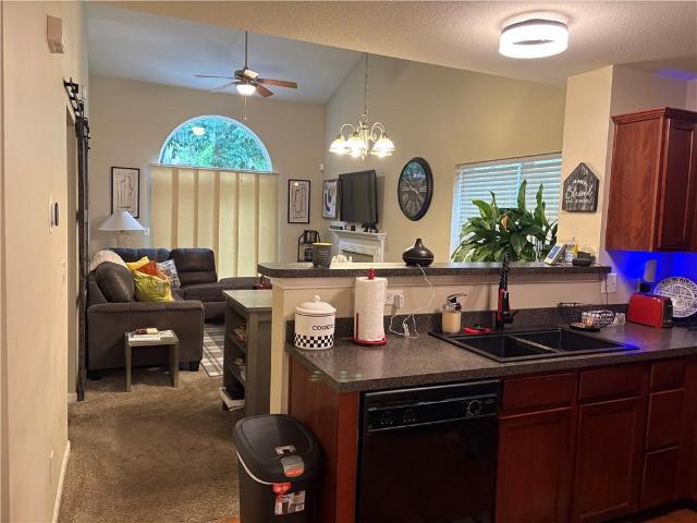 Townhouse for sale in Kansas City, Missouri