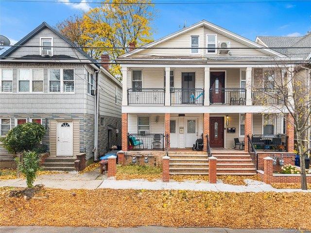 House for sale in Queens, Arverne