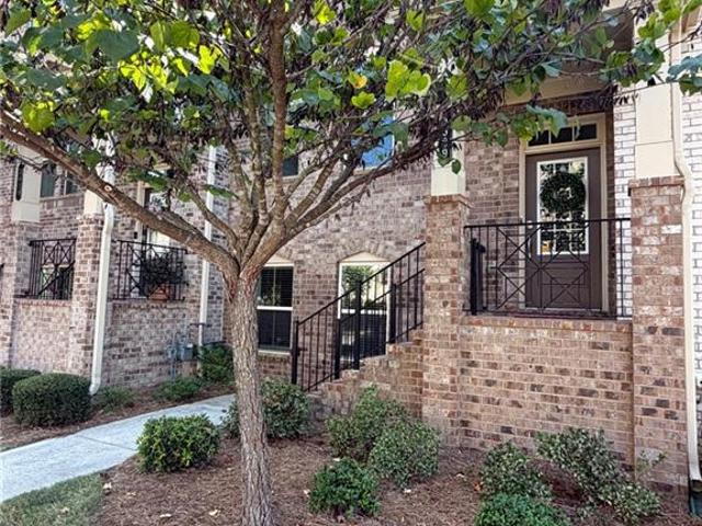 Townhouse for sale in Duluth, Georgia