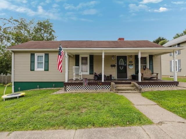 House for sale in Crooksville, Ohio