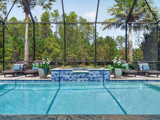 House for sale in Saint Johns Town Center, Jacksonville