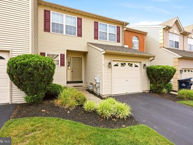 Townhouse for sale in Harleysville, Pennsylvania