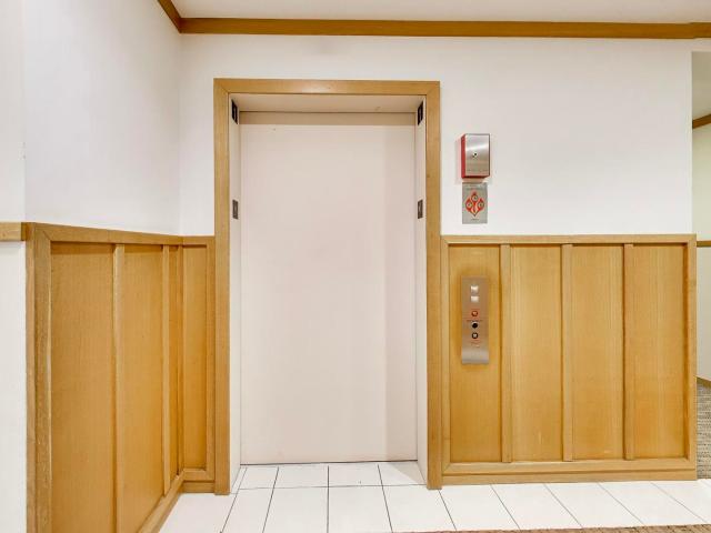 Property for sale in Deerfield, Illinois