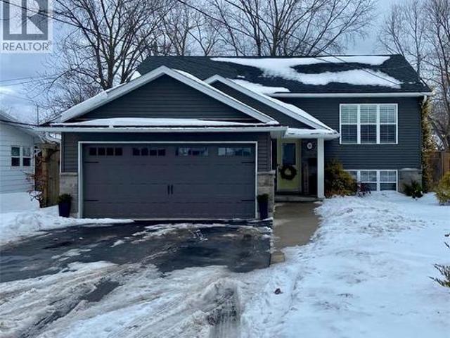House for sale in Niagara, Ontario