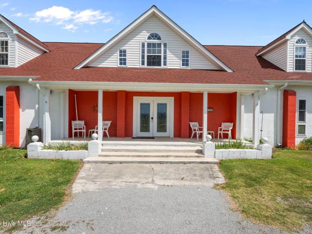 House for sale in Pollocksville, North Carolina