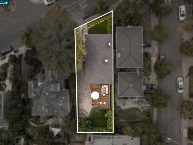 House for sale in Piedmont, Alameda County
