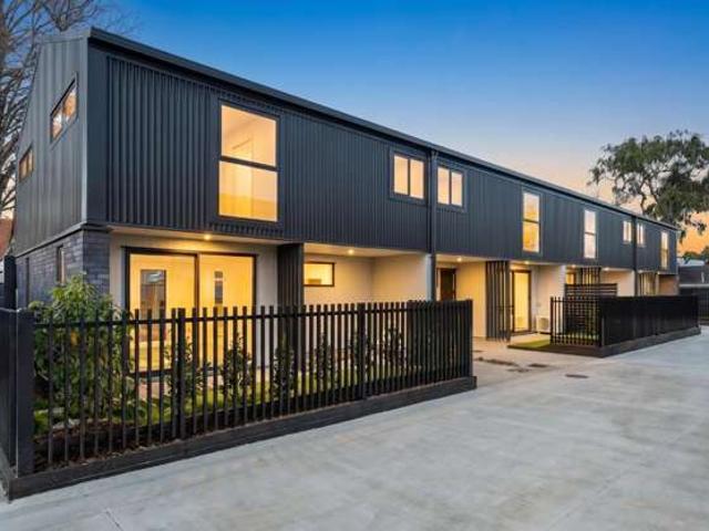 Townhouse for sale in East Tamaki, Oroua County