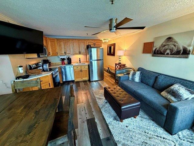 Condo for sale in Snowshoe, West Virginia