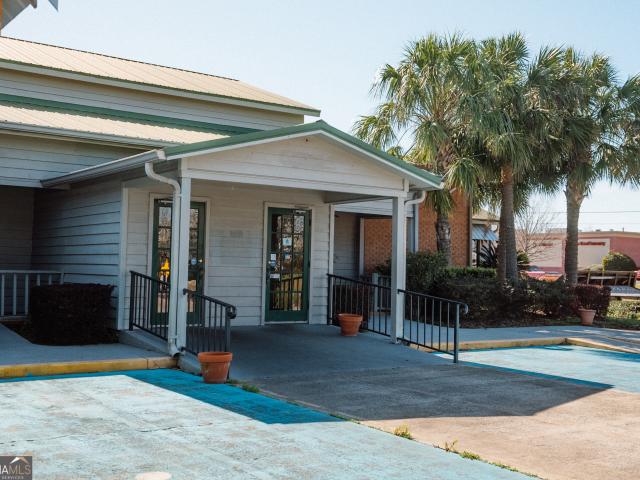 Commercial for sale in Jesup, Wayne County